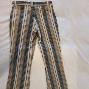 Striped fitted jeans